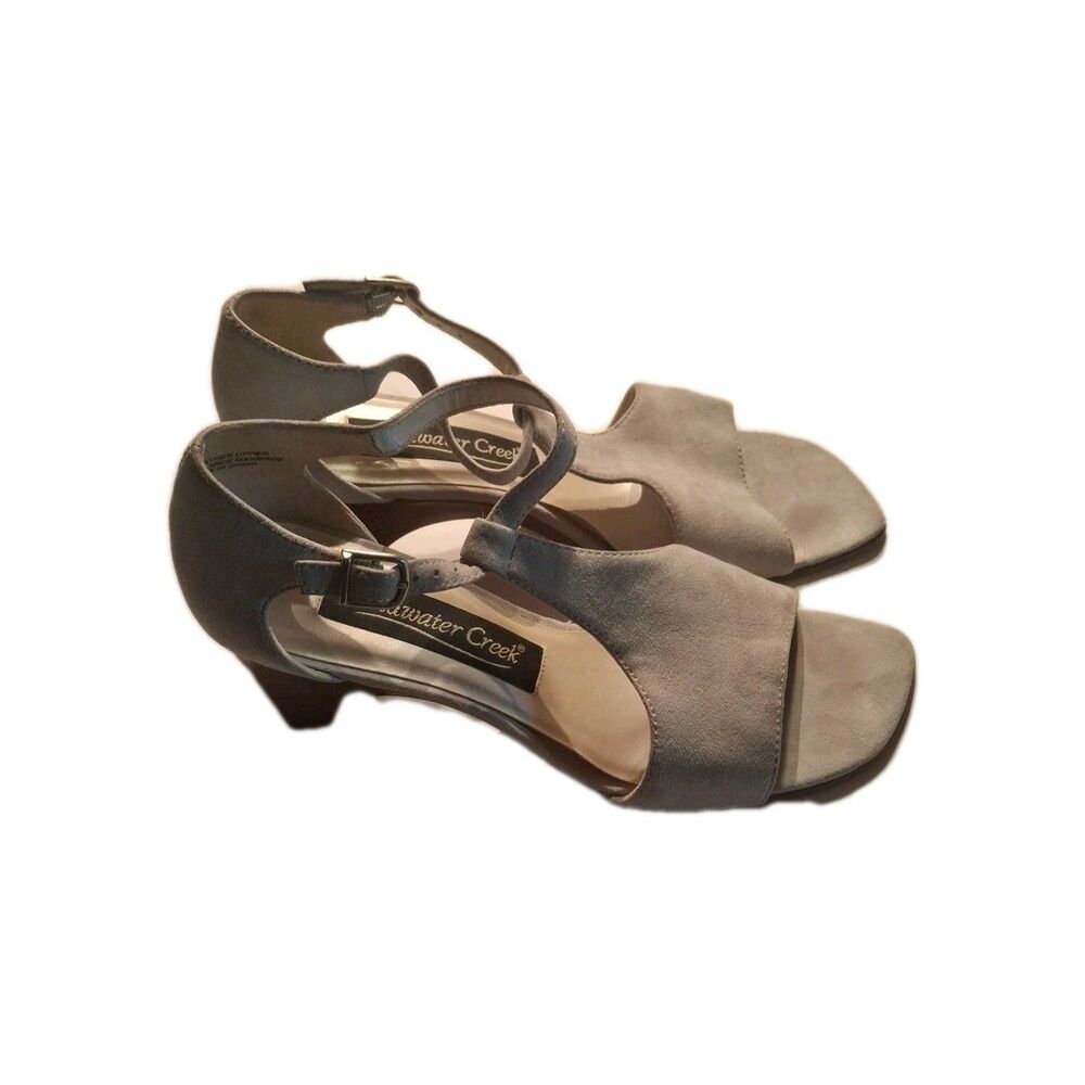 Coldwater Creek Sandals Size 7.5M Light Mint Green Suede Leather T Strap Heeled